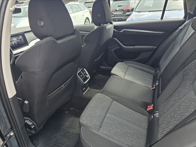 Škoda Octavia IV 1,5TSi Style LED ČR DPH - fotka 24 z 39