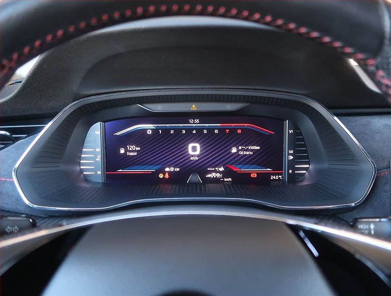 Škoda Octavia (2021) RS 2.0 TSI - fotka 11 z 21