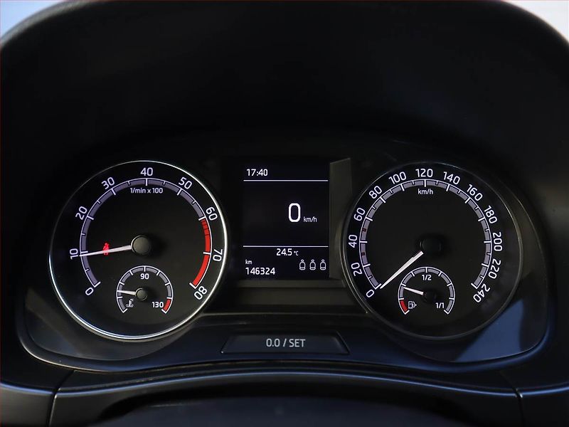 Škoda Fabia (2019) Drive 1.0, Tempomat - fotka 11 z 20