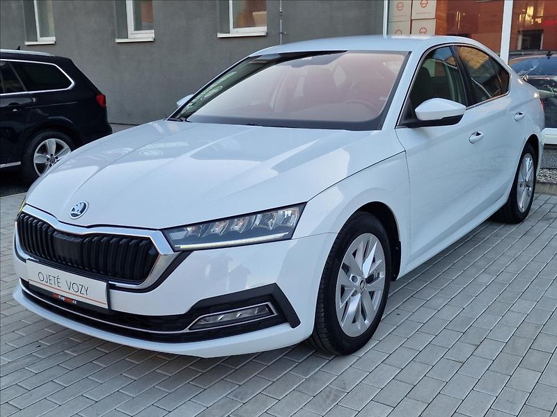 Škoda Octavia 2.0TDI Style, původ ČR,1.Maj. - fotka 5 z 50