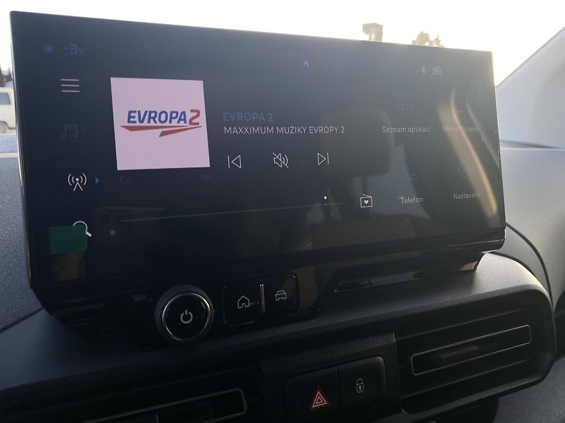 Peugeot Rifter LONG ALLURE BHDi 130 S&S MAN6 - fotka 18 z 29