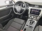 Volkswagen Passat (2018) 2.0 TDI, Automat, Navi - náhled 7