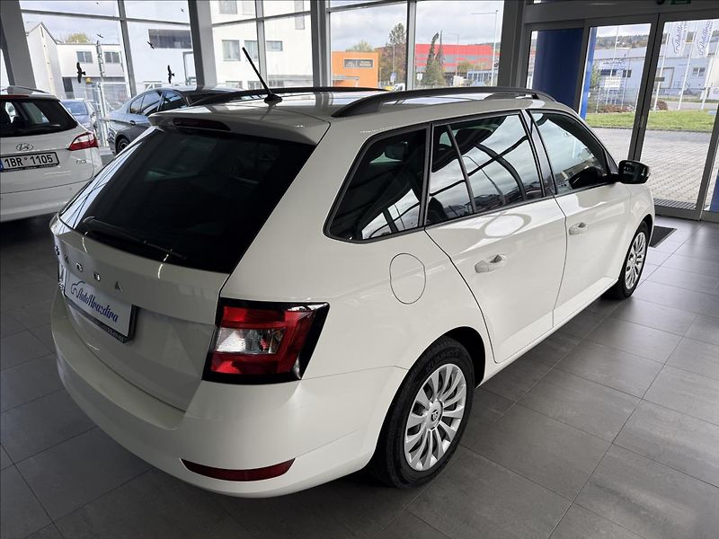 Škoda Fabia 1,0   TSI 70kW,ČR,SERVISKA - fotka 6 z 18