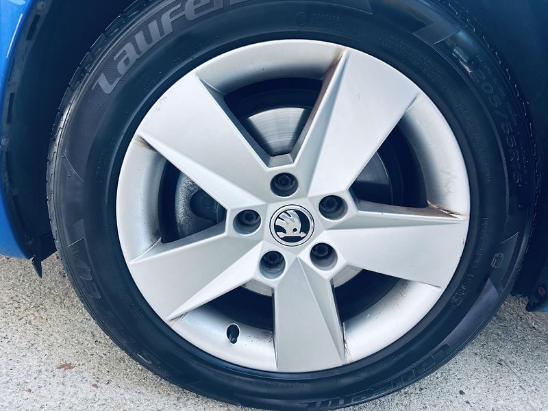 Škoda Octavia (2019) 1.5 TSI, 110kW, ČR, DPH - fotka 17 z 17