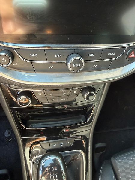 Opel Astra 1,6 CDTI  klima, závada motoru - fotka 23 z 28