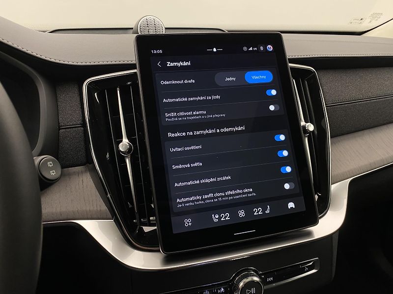 Volvo XC90 (2026) T8 AWD Plug-in BRIGHT ULTRA - fotka 61 z 75