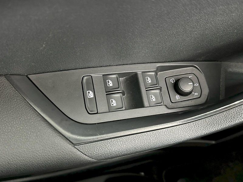 Škoda Karoq (2023) 2.0TDI 110kW Style - fotka 27 z 31