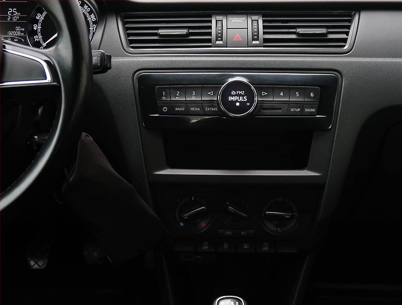 Škoda Rapid (2018) 1.0 TSI - fotka 12 z 14
