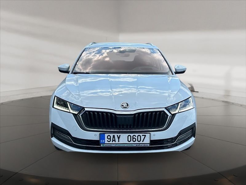 Škoda Octavia 2,0 TDI 85 Style AT - fotka 2 z 11