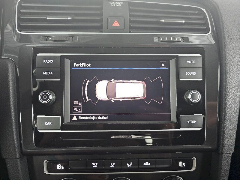 Volkswagen Golf Variant (2019) 1,0 TSI 85kW 7DSG Comfortline - fotka 9 z 26