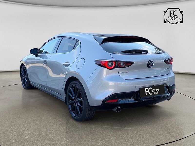Mazda 3 2.0 e-Skyactiv G122 Homura - fotka 3 z 28