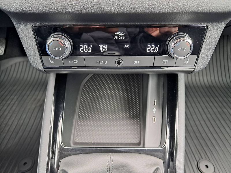 Škoda Kamiq (2024) AMBITION Fresh 1.0 TSI / 81 kW - fotka 13 z 30