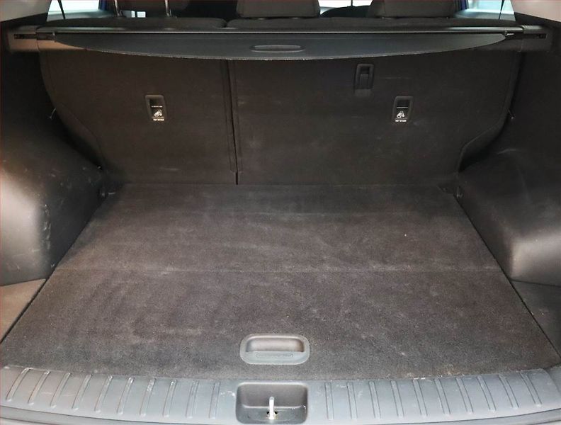 Hyundai Tucson (2019) 1.6 T-GDI, Serv.kniha - fotka 13 z 18