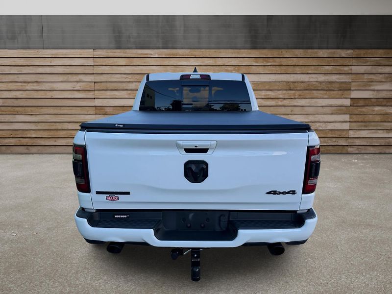 Dodge RAM (2021) +HEMI+PANORAMA+BRONZE WHEELS+ - fotka 4 z 20