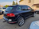 Volkswagen Touareg 4,2TDI V8 EXCLUSIVE - náhled 3