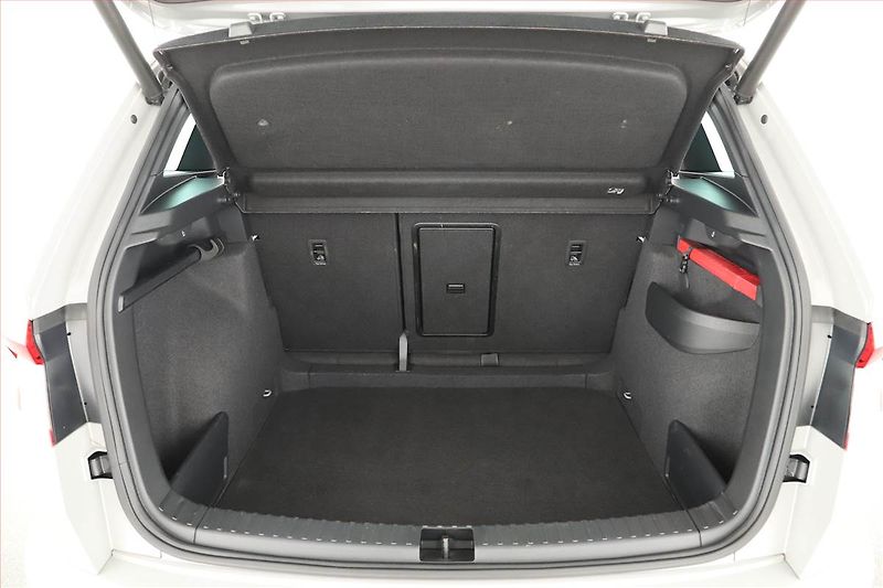 Škoda Karoq (2021) Sportline 2.0 TDI - fotka 10 z 18