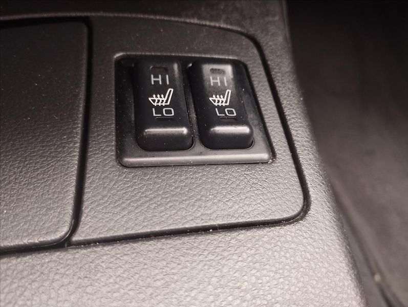 Mitsubishi Outlander 2,4 i 118KW, 4X4, AUTOMAT - fotka 12 z 20
