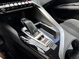 Peugeot 3008 (2018) 1.6 PureTech 133 kW/tažné - náhled 19