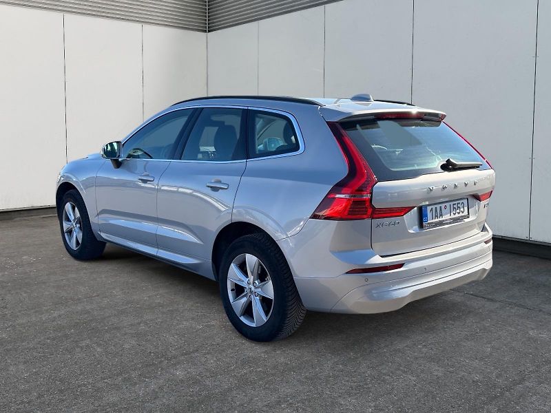 Volvo XC60 (2023) CORE B4 D 145kW 4x4 AWD CZ DPH - fotka 4 z 11