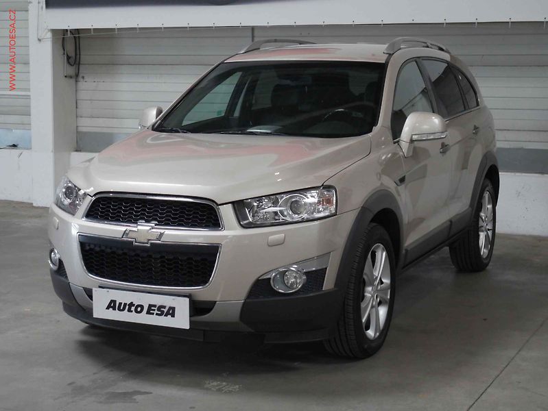 Chevrolet Captiva (2012) 2.2 CDTi 4x4, ČR, servis - fotka 3 z 22