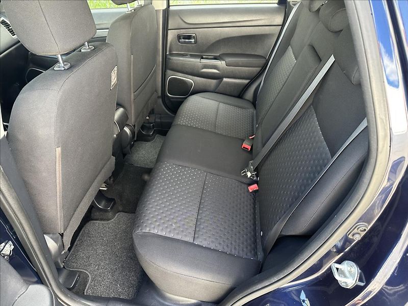 Mitsubishi ASX 1,6 TAŽNÉ - fotka 13 z 24