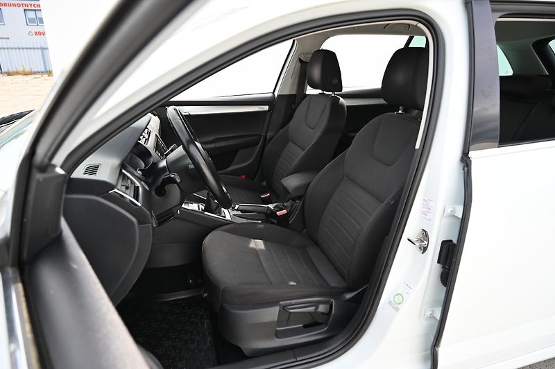 Škoda Octavia 1.6TDI 77KW Edition 4/2015 - fotka 23 z 41