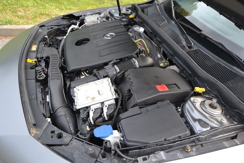 Mercedes-Benz CLA 180 d Edition 1 AMG - fotka 53 z 56