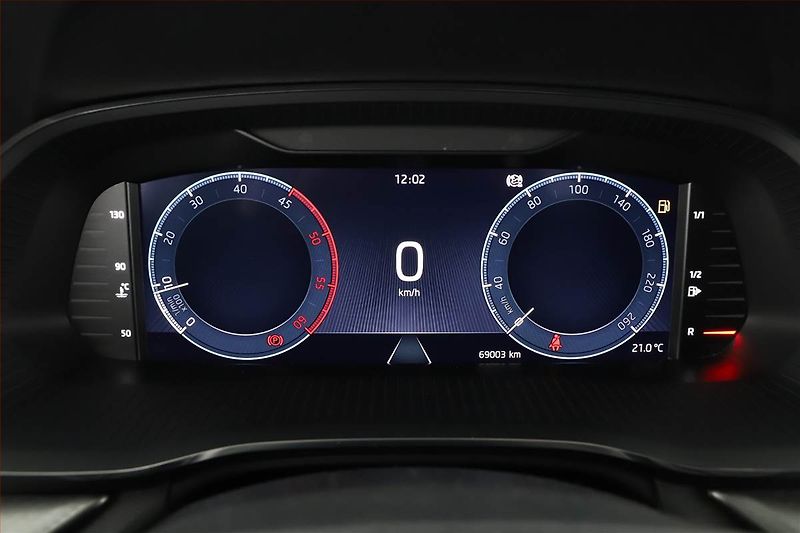 Škoda Octavia (2023) Ambition 2.0 TDI, ČR,1.maj - fotka 10 z 16