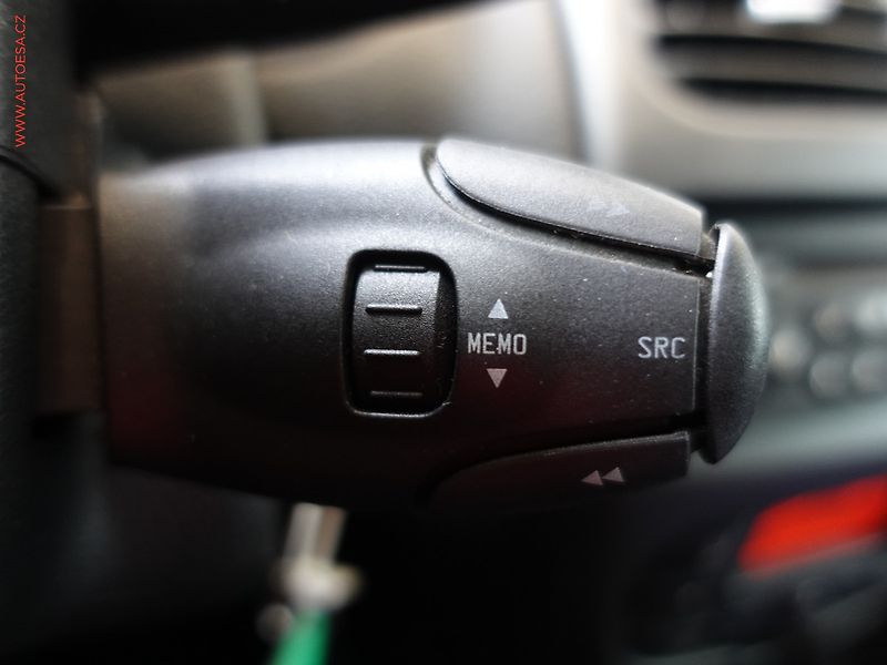 Peugeot 206 (2003) 2.0HDi, Klima - fotka 14 z 21