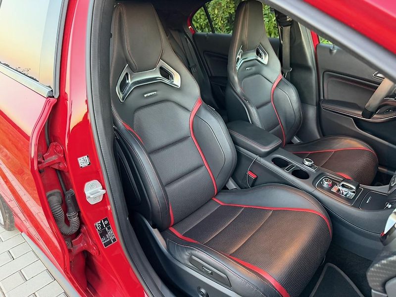Mercedes-Benz Třídy A (2016) - fotka 16 z 35