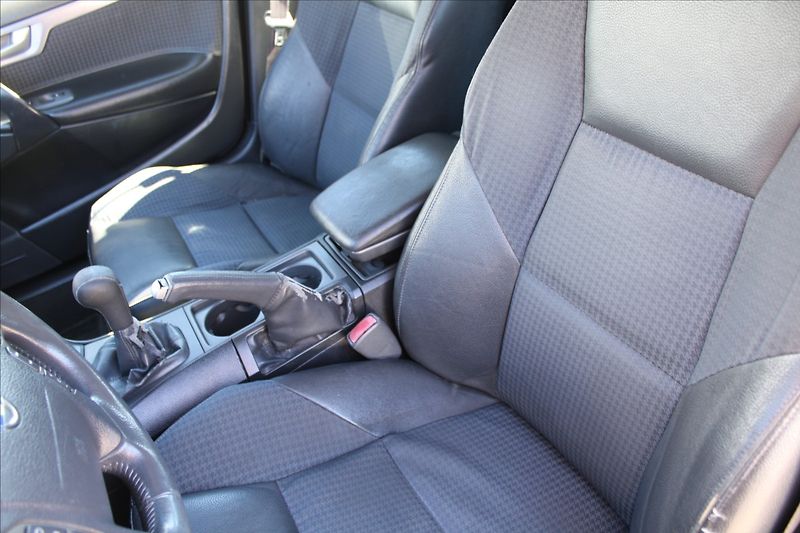 Volvo V70 2,4 D  NOVÉ V ČR,1.MAJITEL - fotka 15 z 18