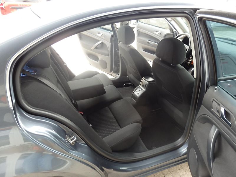 Škoda Superb 1.9 TDI 77 kW ALU R17, ZÁVĚS - fotka 9 z 14
