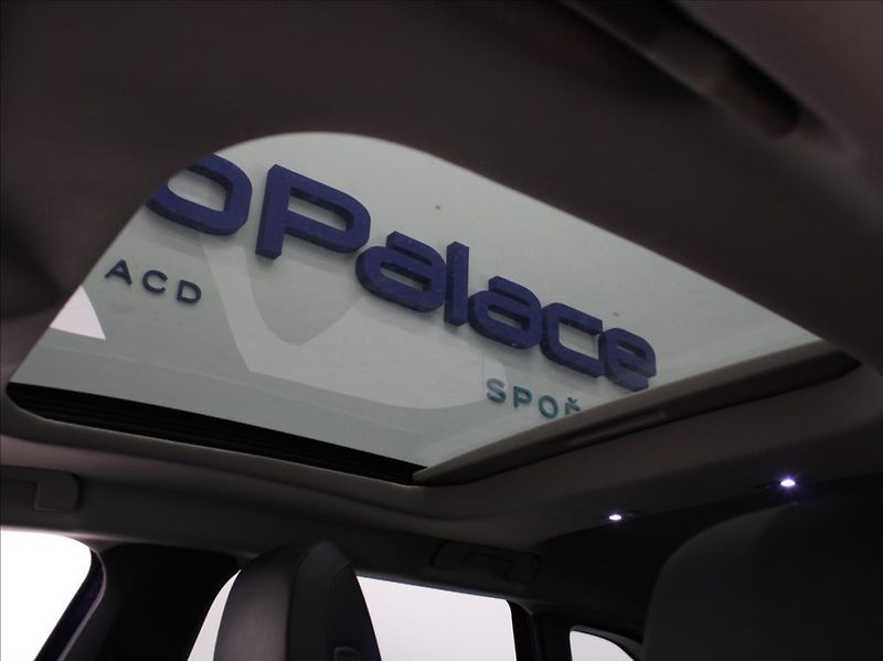 Citroën C5 X 1,6 PHEV 225 Shine PACK Pano. - fotka 23 z 27