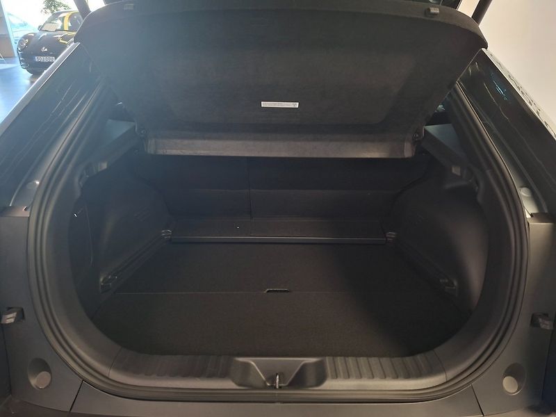 Subaru Ostatní Uncharted Touring AWD 77kWh - fotka 8 z 9