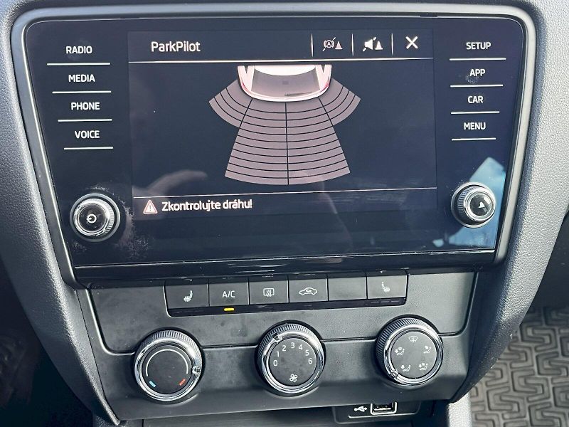 Škoda Octavia (2020) COMBI 1,5TSI 96KW CNG DSG AMBI - fotka 18 z 21