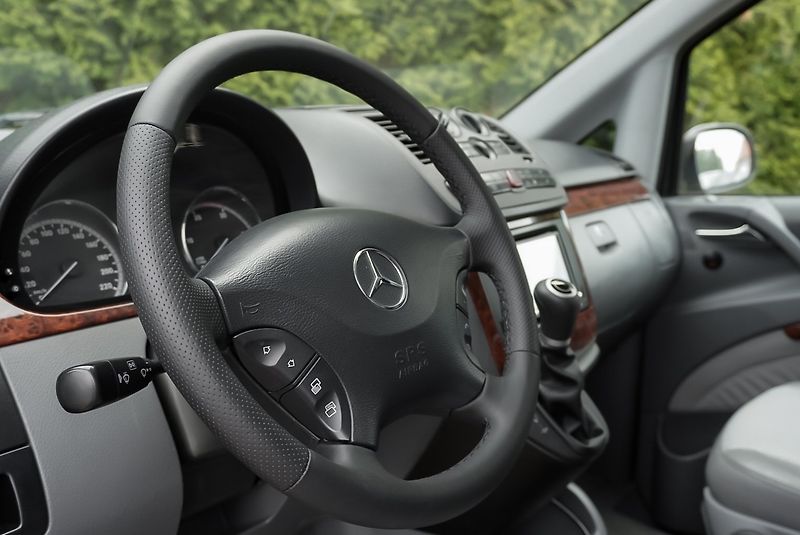 Mercedes-Benz Viano 220 cdi AMBIENTE - fotka 14 z 39