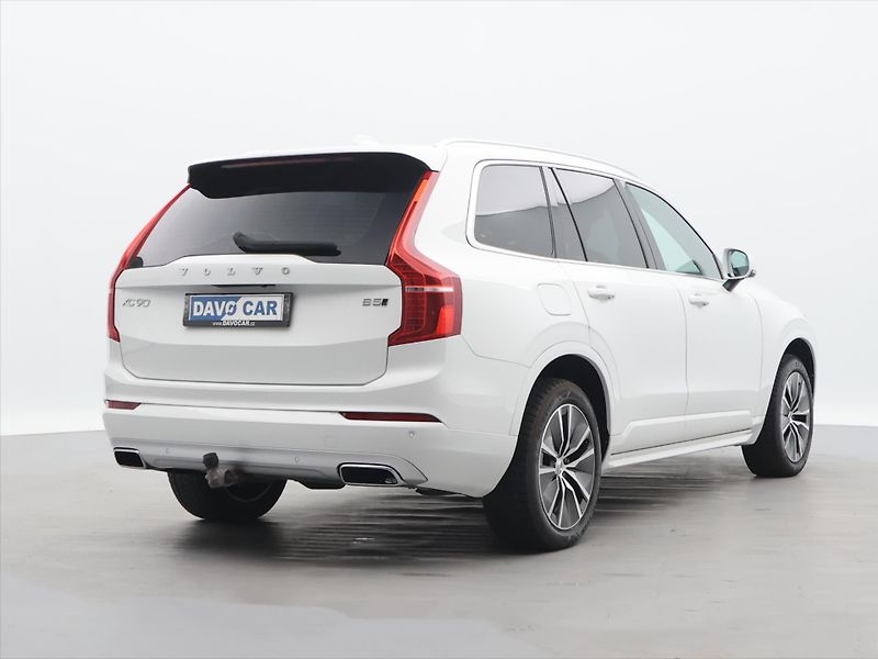 Volvo XC90 2,0 B5 173 kW AWD 7 Míst DPH C - fotka 7 z 28