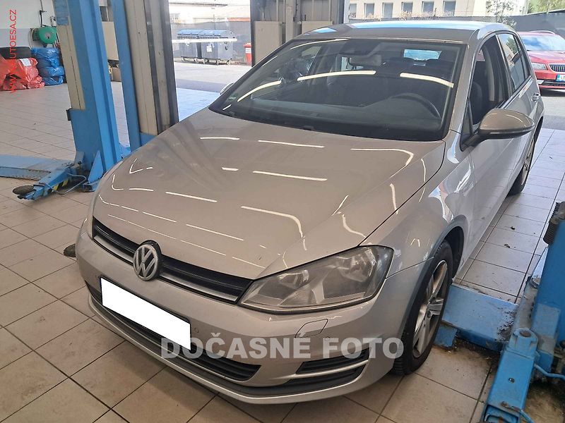 Volkswagen Golf (2013) 1.4 TSi, AT, autoAC - fotka 1 z 3