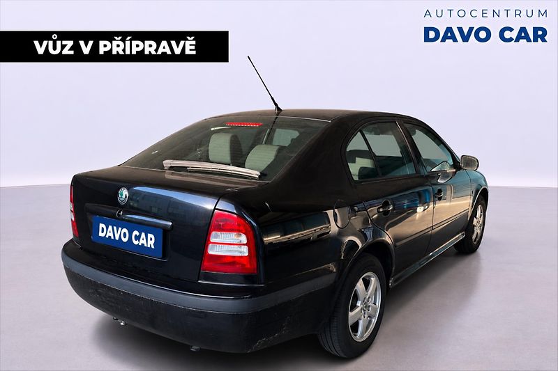 Škoda Octavia 1,6 MPI 75kW Tour Klima 2.Maj - fotka 4 z 12