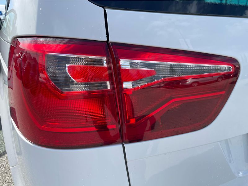 Seat Alhambra A 1.4 TSI - fotka 23 z 23