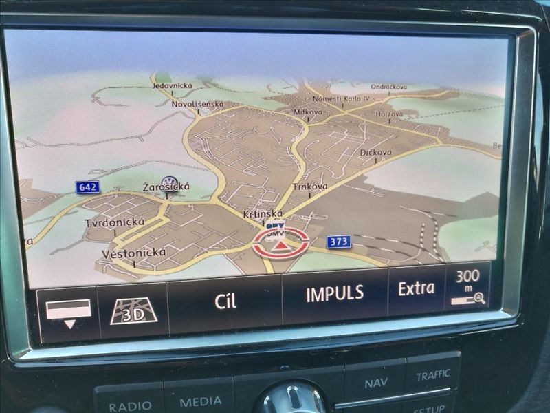 Volkswagen Touareg 3,0 TDI V6 Tiptronic - fotka 6 z 27
