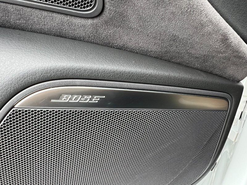 Audi A6 (2018) Avant S-line 2.0 TDi 140kW LED - fotka 27 z 41
