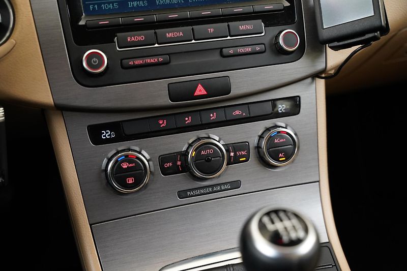 Volkswagen Passat - fotka 20 z 23
