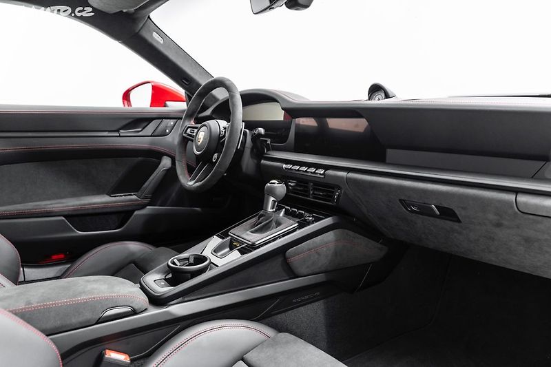 Porsche 911 GT3 992.2 facelift, PDK - fotka 15 z 40