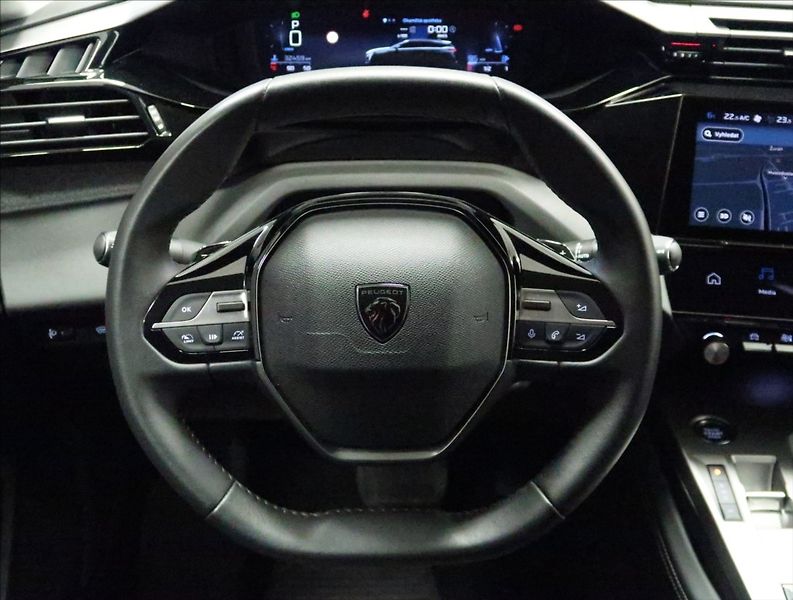 Peugeot 308 1,5 BlueHDi  AT ALLURE NAVI ČR - fotka 13 z 47