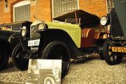 Bývalá trolejbusová hala v plzeňském DEPO2015 je plná automobilových a motocyklových veteránů, majících mnohdy zajímavou historii