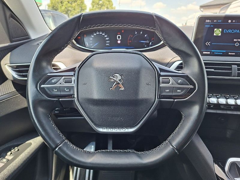 Peugeot 3008 ACTIVE 1,5 BHDI 130k M6 - fotka 18 z 24