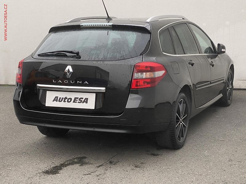 Renault Laguna (2014) 1.5 dCi, AC, navi, tempo - fotka 4 z 16