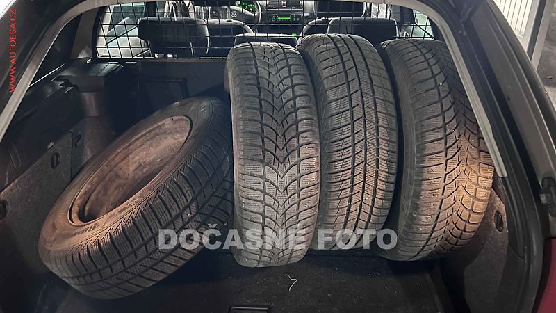 Škoda Octavia (2008) 1.9 TDi, 2.maj,ČR, Elegance - fotka 4 z 4