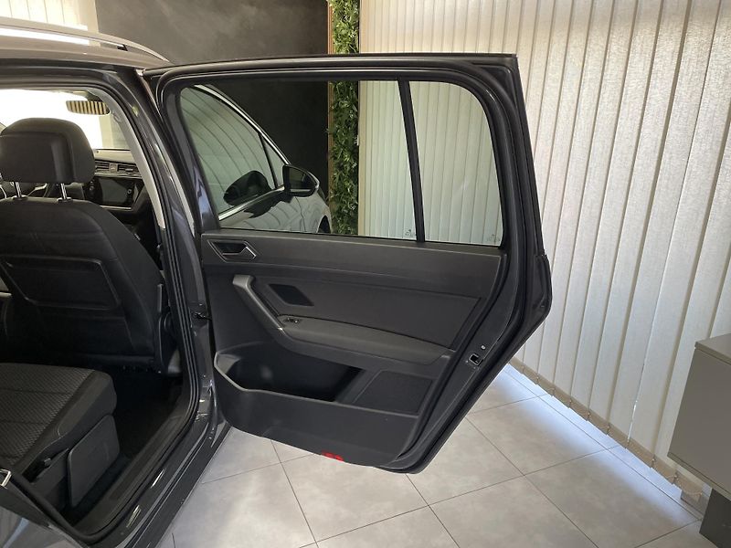 Volkswagen Touran 1.5 TSi 110 kW REZERVACE  - fotka 14 z 25
